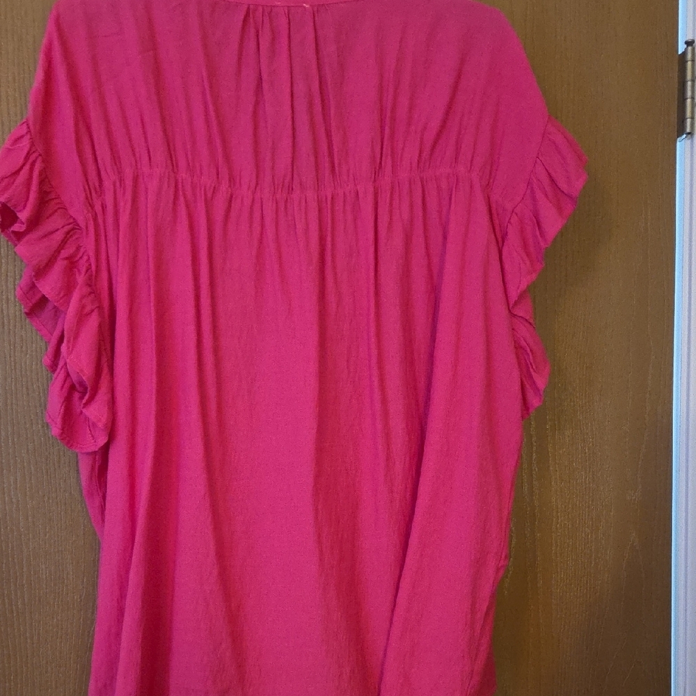 Cozy Casual NWOT Fuchsia Ruffle Sleeve Button Down Blouse...size 1x - Picture 7 of 7